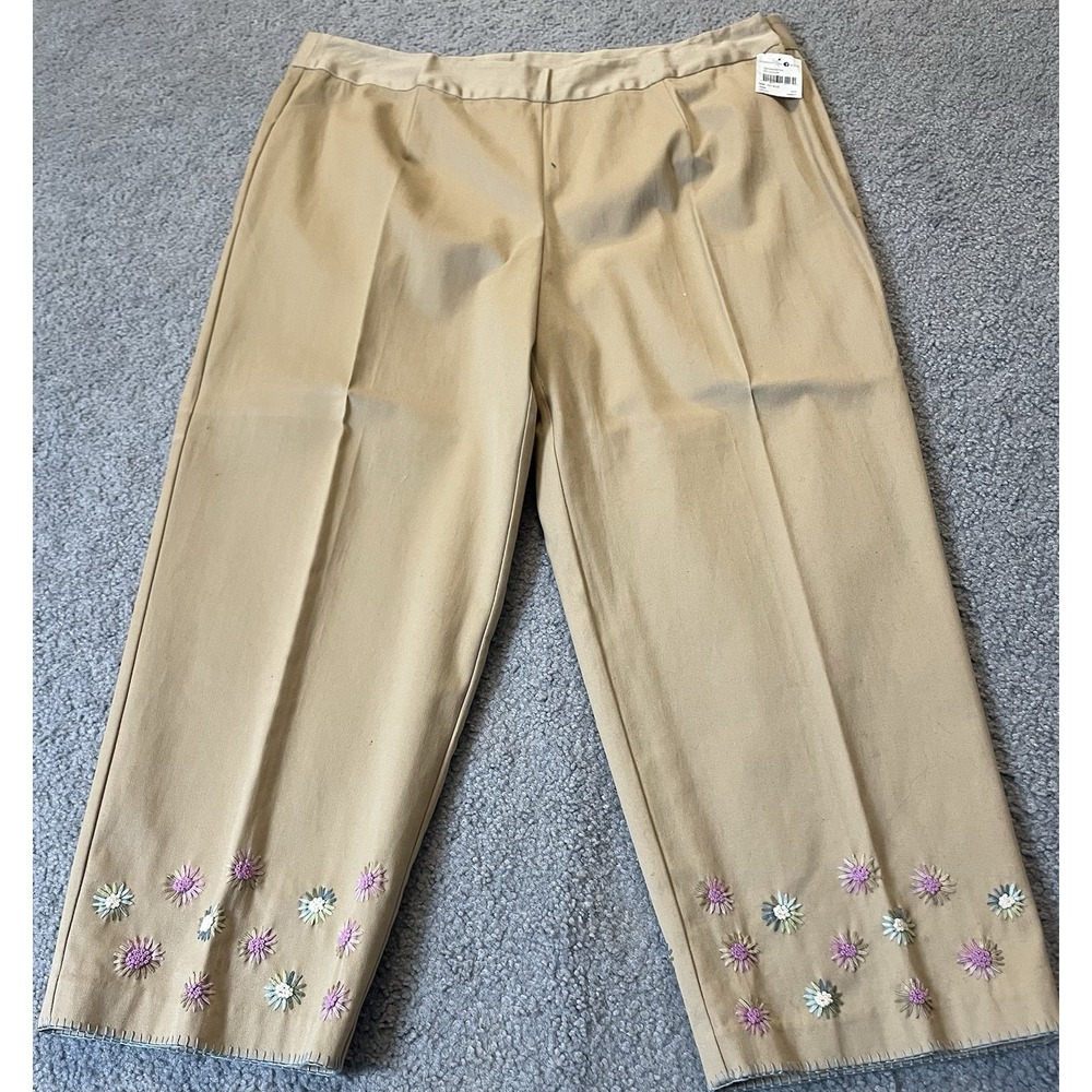 90s Sigrid Olsen Sport Crop Pants Woman's 18W Beige Floral Embroidery Athleisure